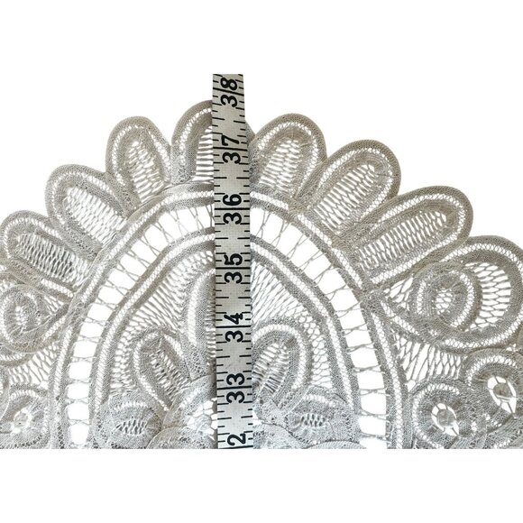 Handmade Belgian Lace Table Runner 38"x17.25" White Oval VGUC Wedding Dinner - Picture 5 of 10